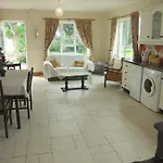 Daleview Apartment